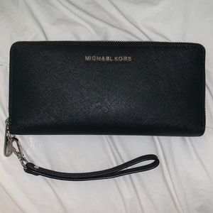 Michael Kors Wristlet
